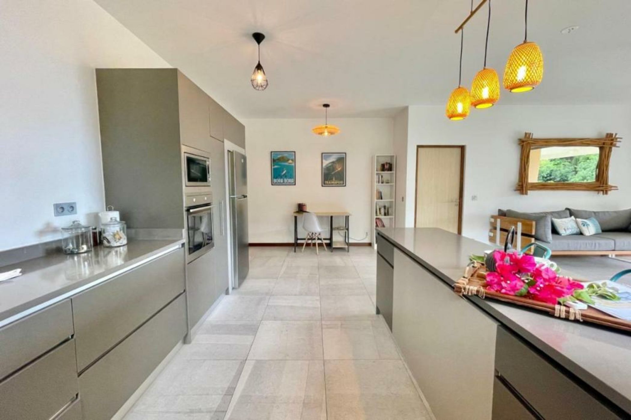 Manuia luxury apartment - Tahiti Punaauia -Wi-Fi Netflix pool & gym