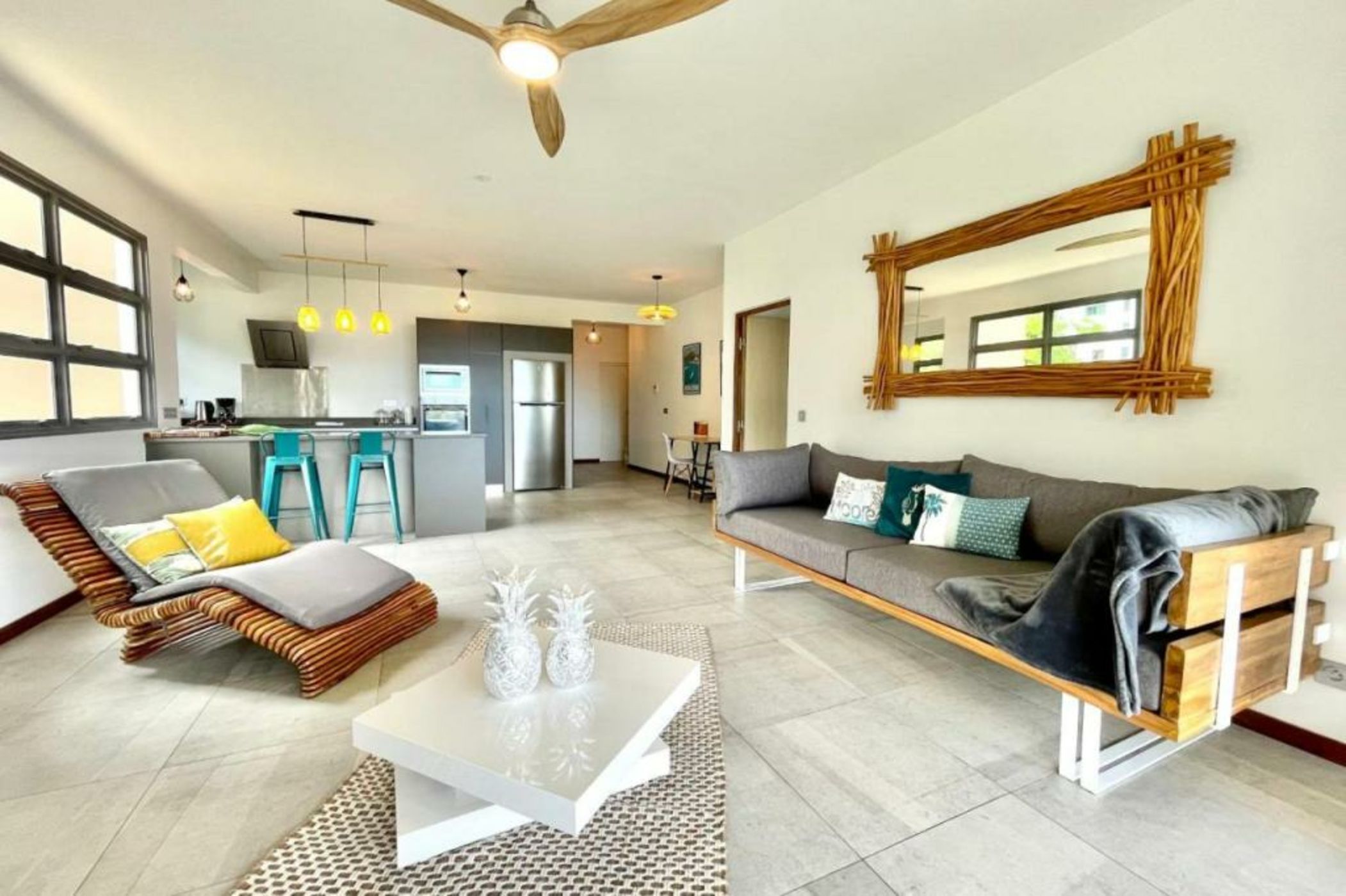 Manuia luxury apartment - Tahiti Punaauia -Wi-Fi Netflix pool & gym