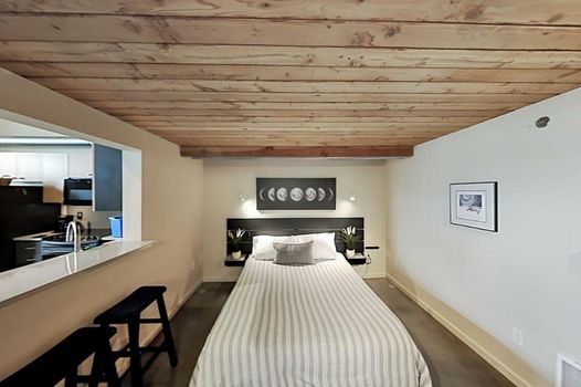 19th Avenue Lofts Unit 213