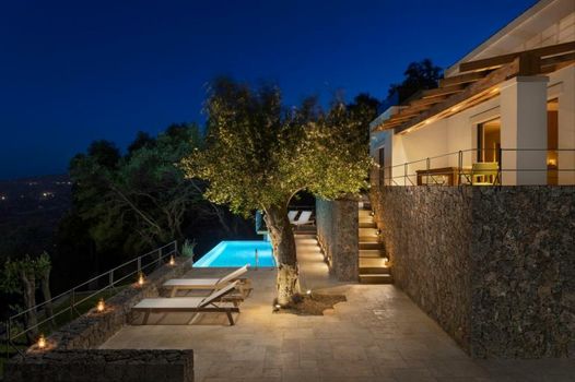 Greenstone Villas