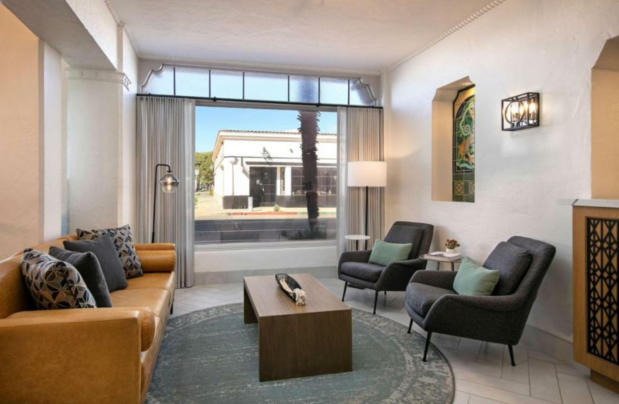 Hotel Virginia Santa Barbara, Tapestry Collection by Hilton