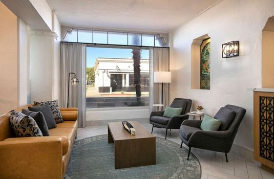Hotel Virginia Santa Barbara, Tapestry Collection by Hilton