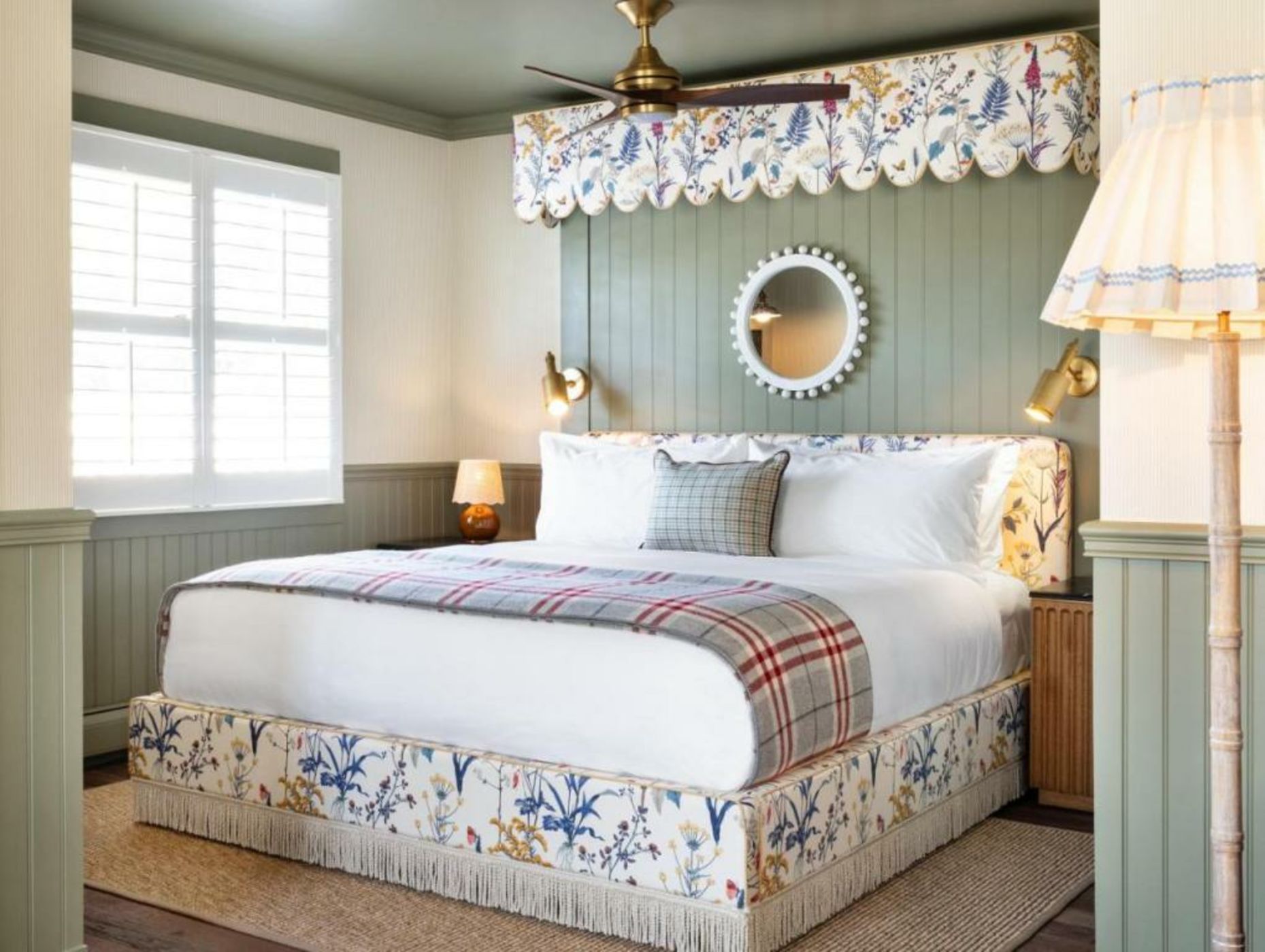 Le Petit Pali at 8th Ave