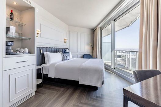 Le Capitole Hotel
