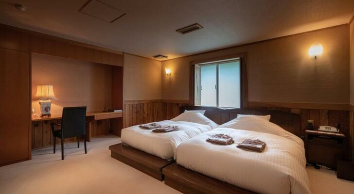 IKI RETREAT by Onko Chishin