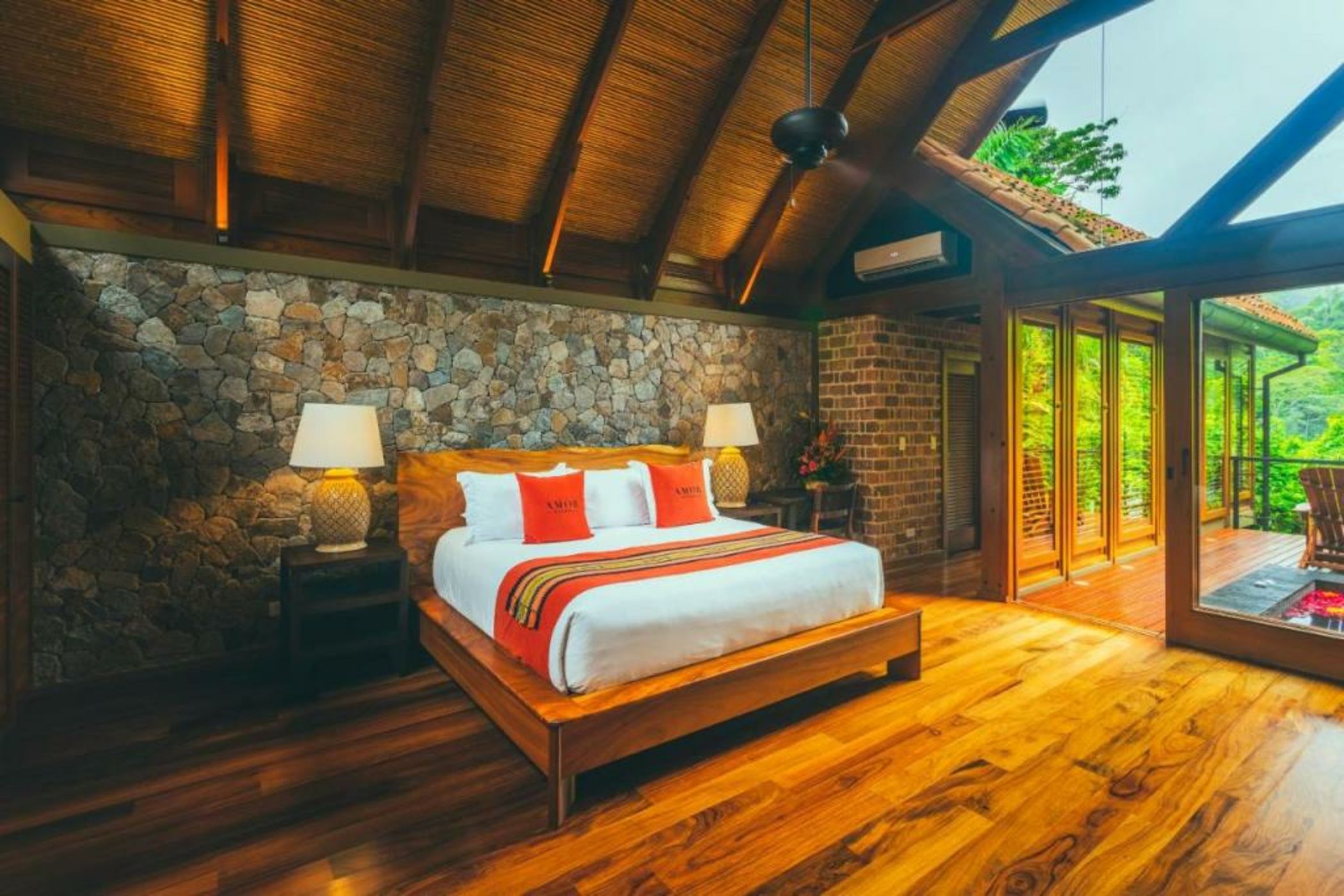 Amor Arenal Adults Friendly