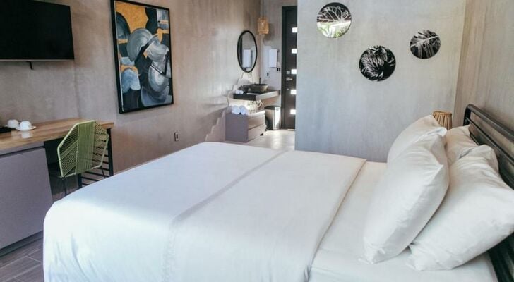 Mother Earth Luxury Boutique Hotel, Restaurant & Spa