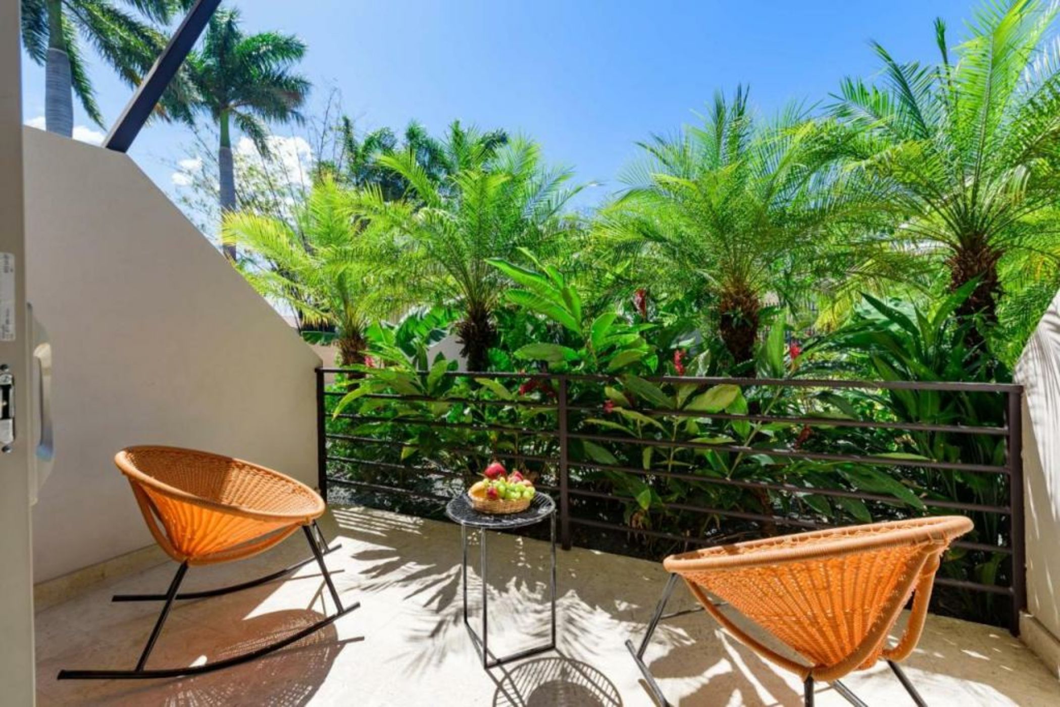 Mother Earth Luxury Boutique Hotel, Restaurant & Spa