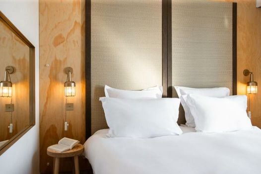 MOB HOTEL Cannes