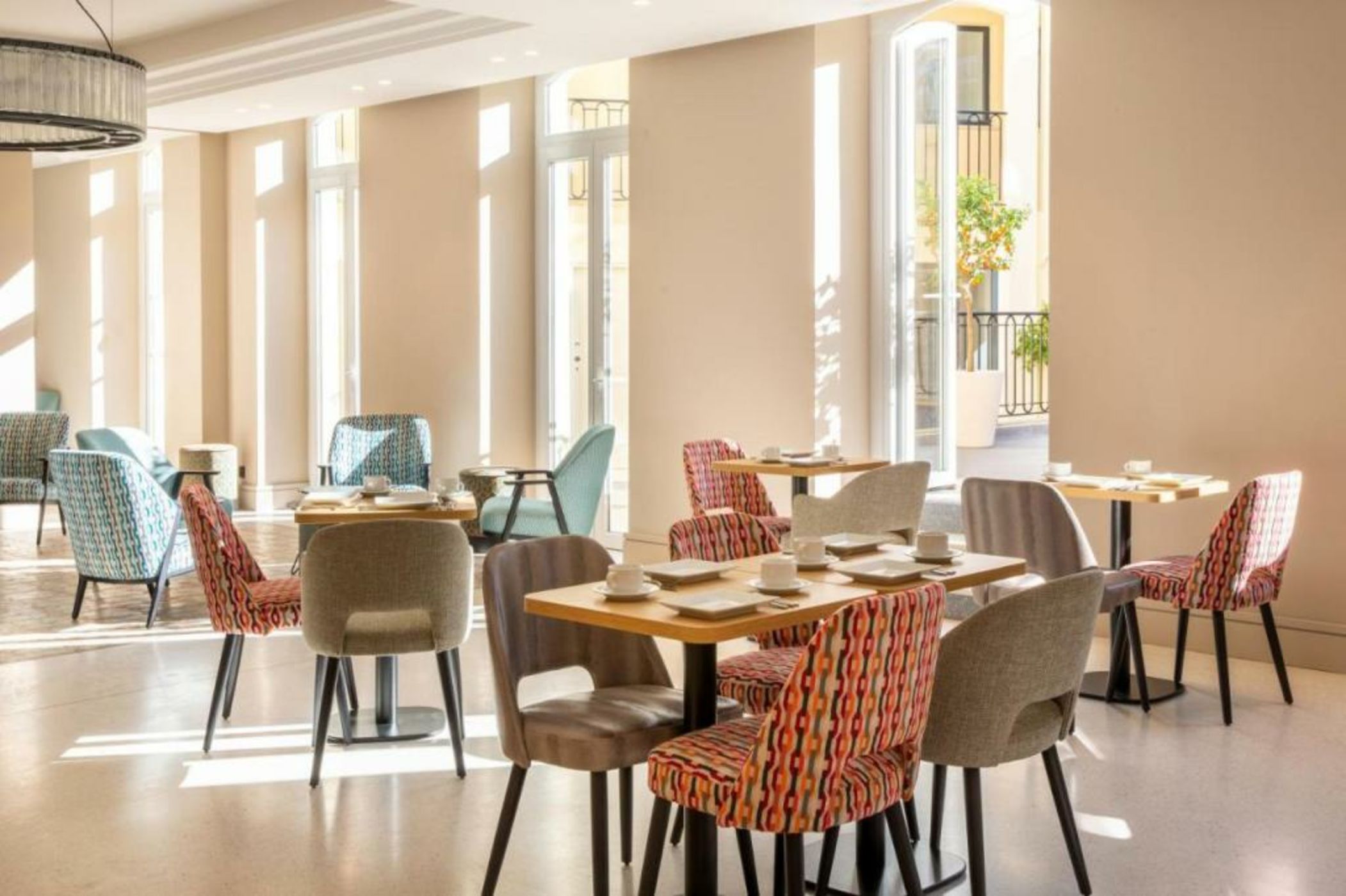 Hôtel Apollinaire Nice