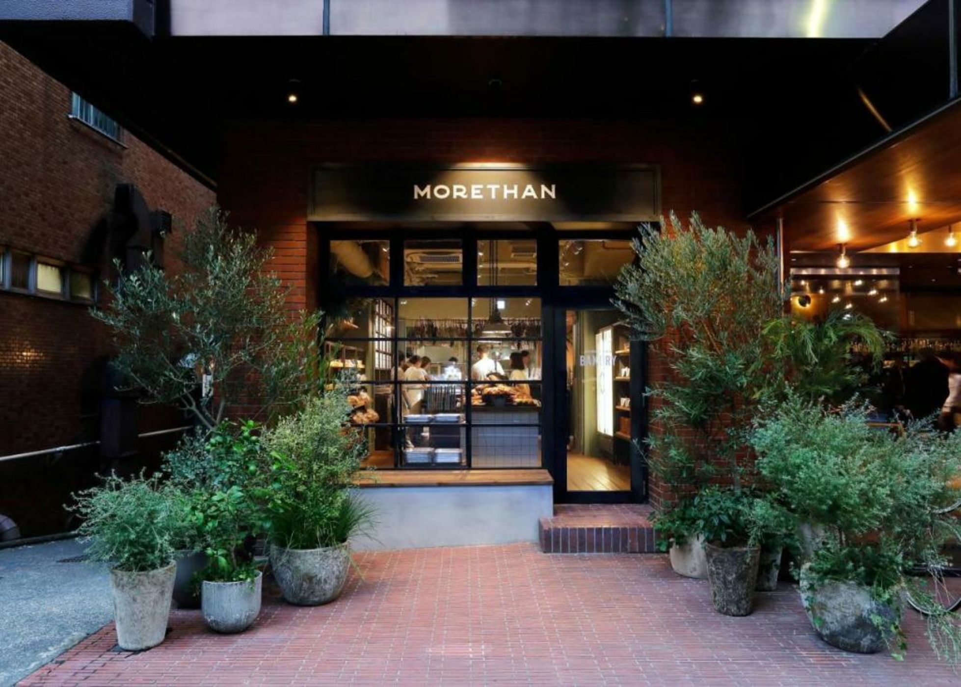 THE KNOT TOKYO Shinjuku