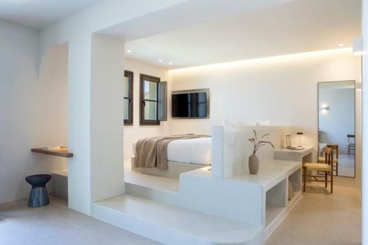 Elessa Hotel