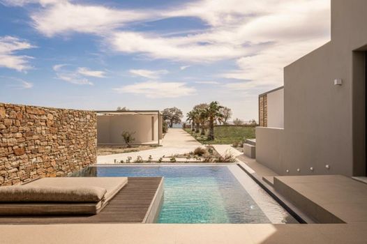 Yenesis Seaside Retreat - Adults only
