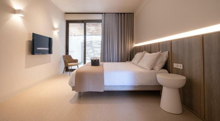 Yenesis Seaside Retreat - Adults only