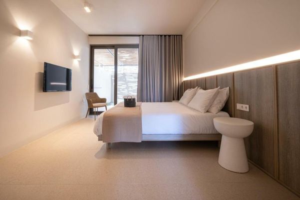 Yenesis Seaside Retreat - Adults only over 15