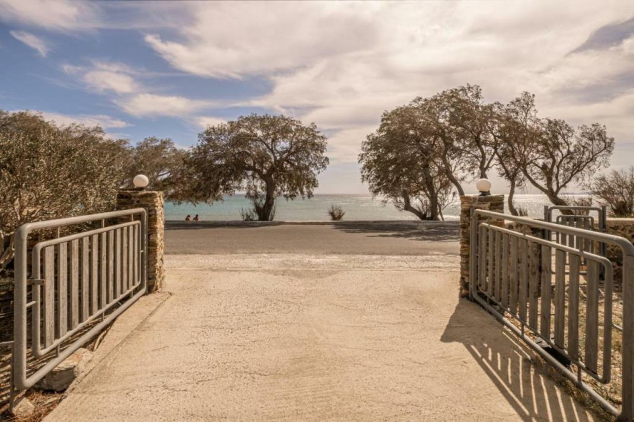 Yenesis Seaside Retreat - Adults only over 15