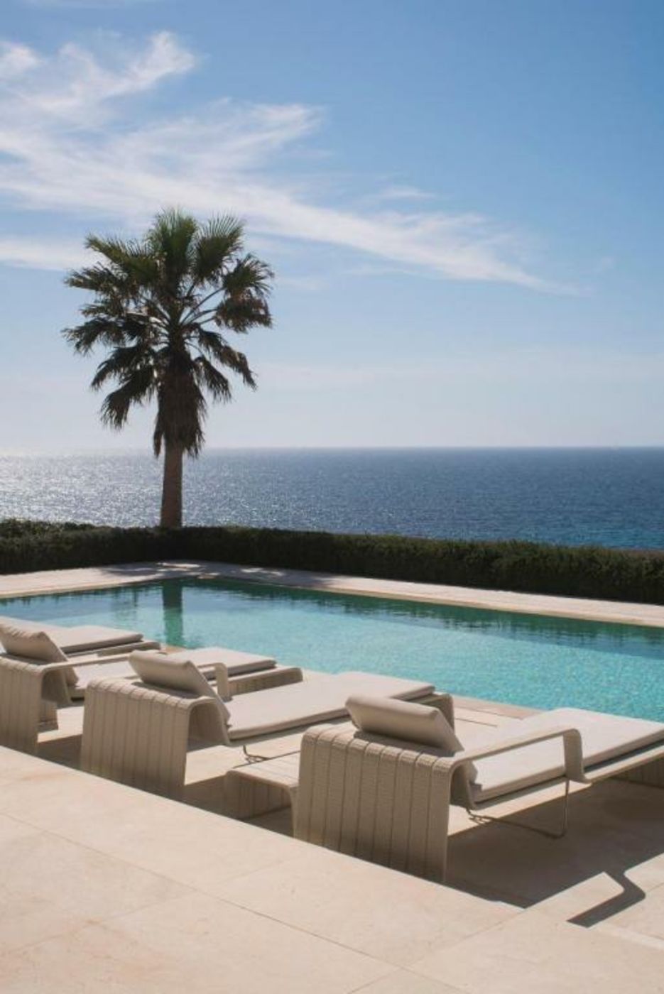 PALMA BAY FRONT LINE