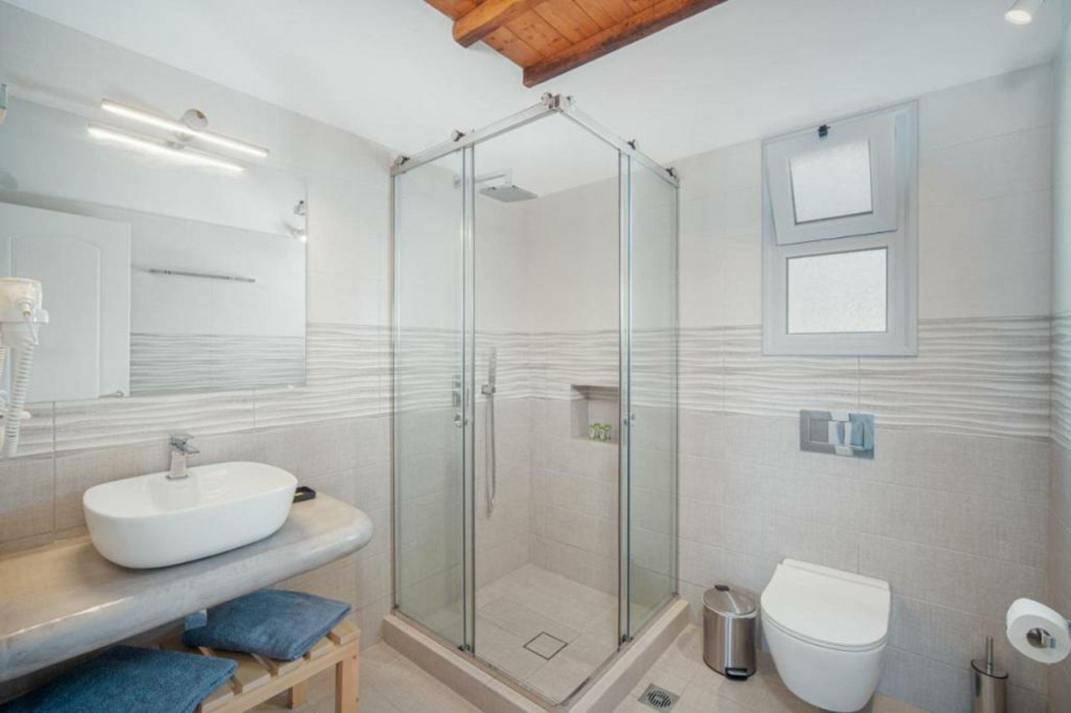 Galazio Suites, Serifos