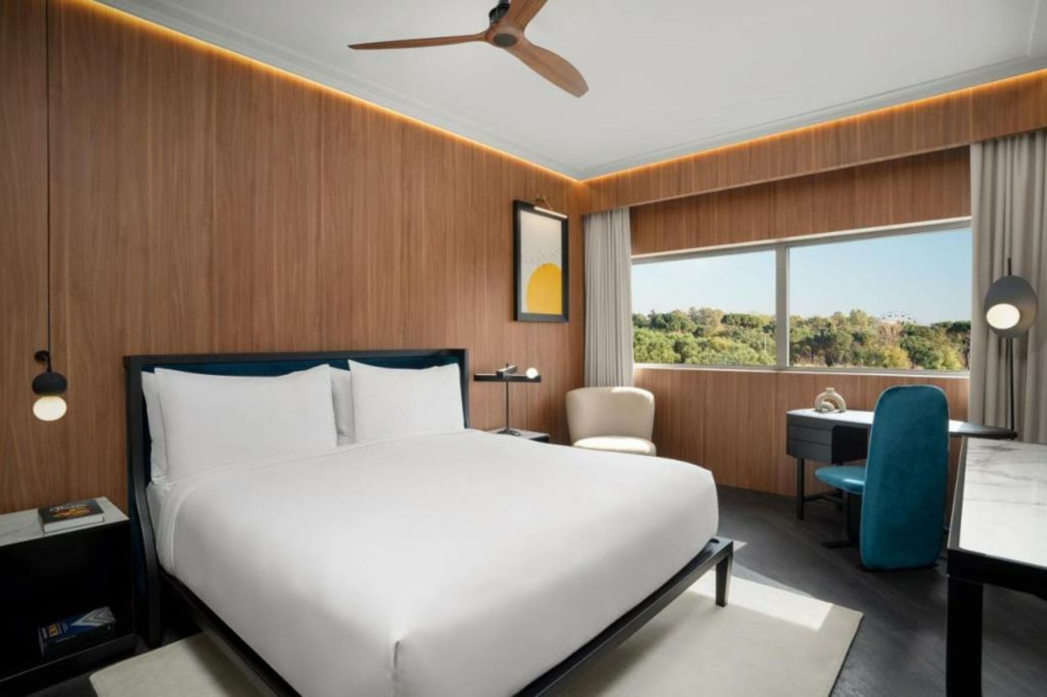 Cardo Roma, Autograph Collection