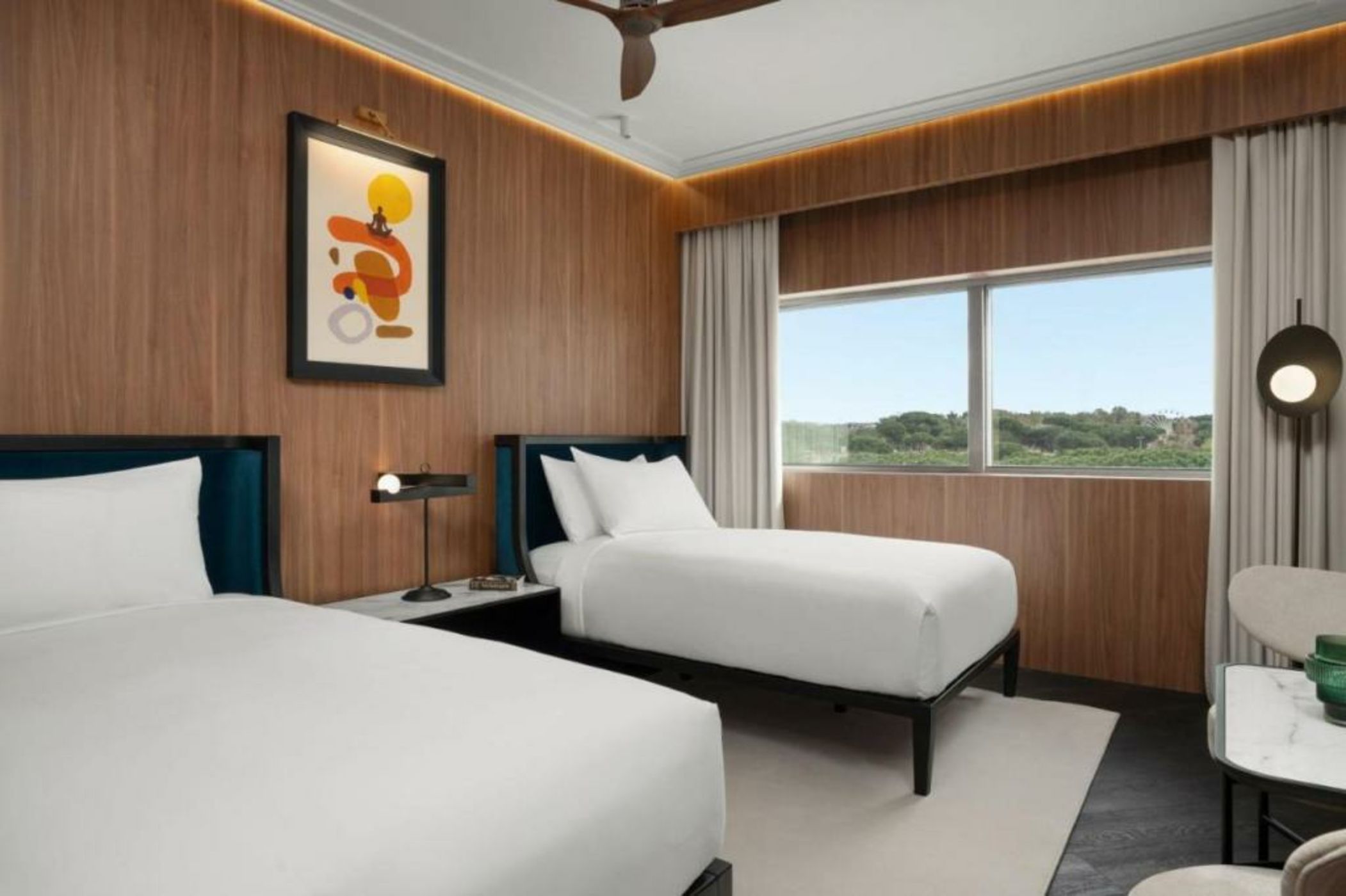 Cardo Roma, Autograph Collection