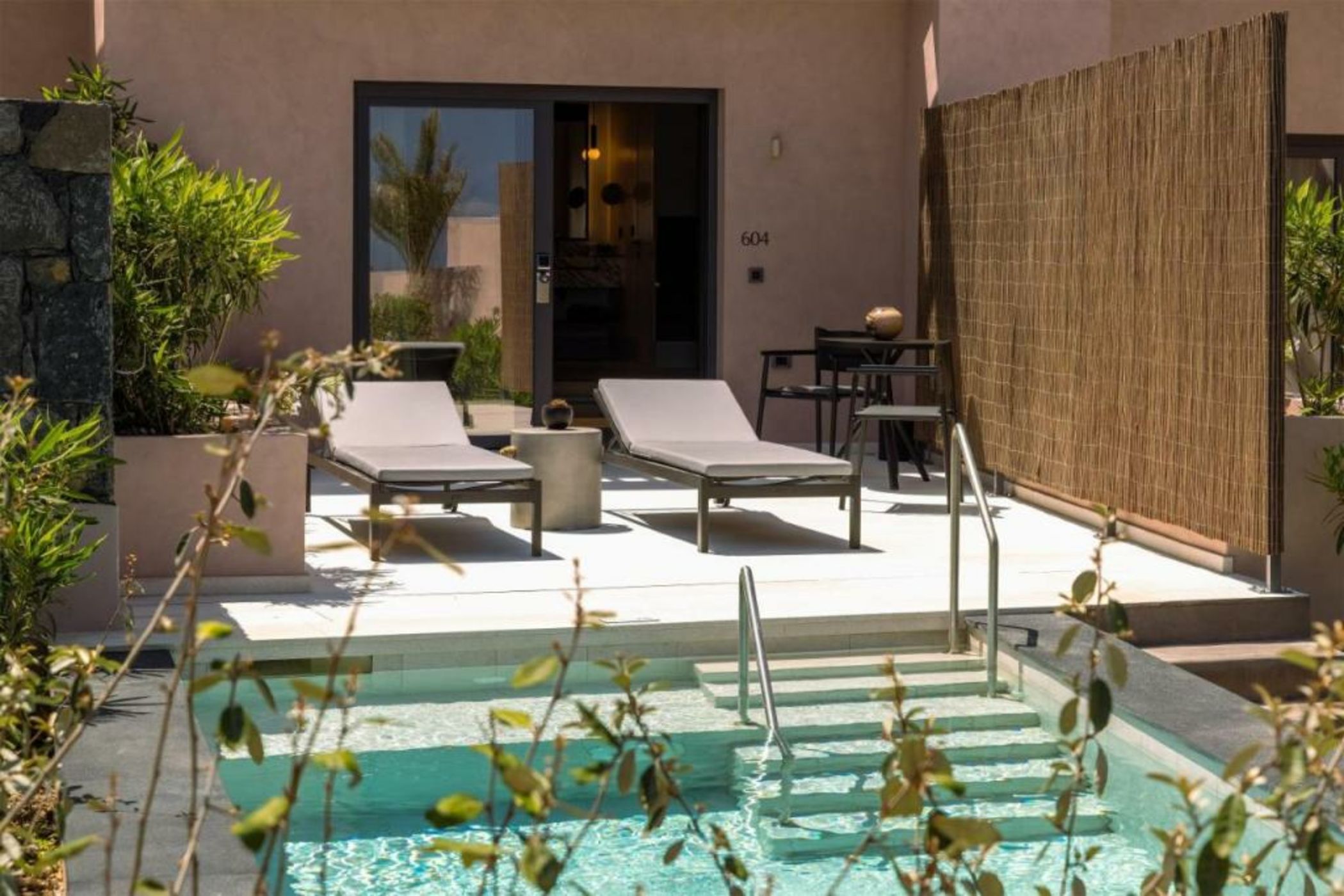 Domes Novos Santorini, Autograph Collection