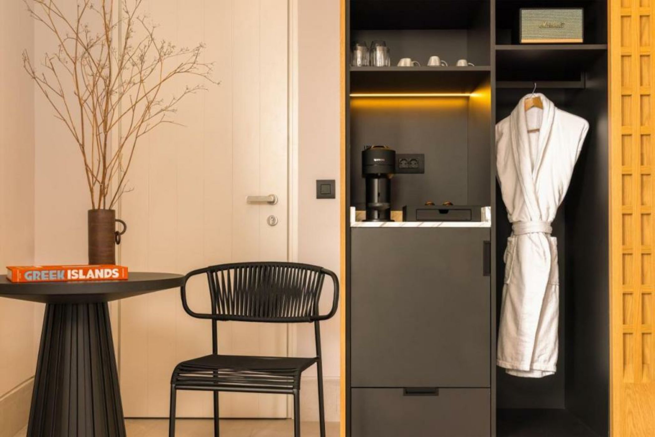 Domes Novos Santorini, Autograph Collection