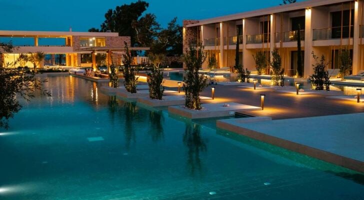 PEARL ISLAND CHIOS HOTEL & SPA