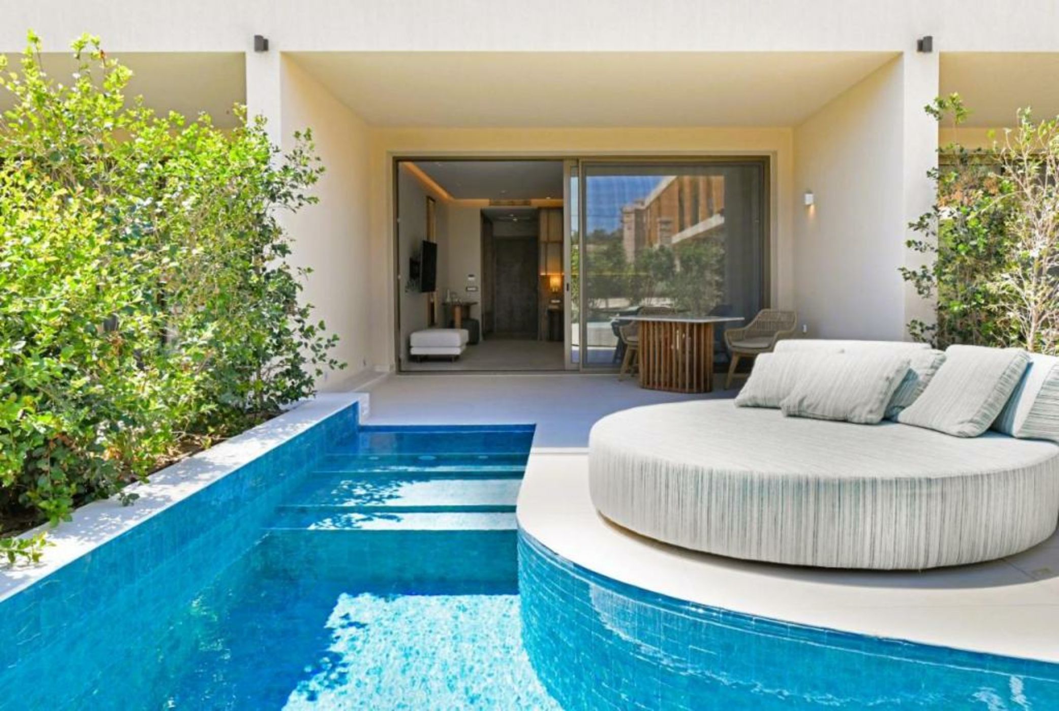 PEARL ISLAND CHIOS HOTEL & SPA