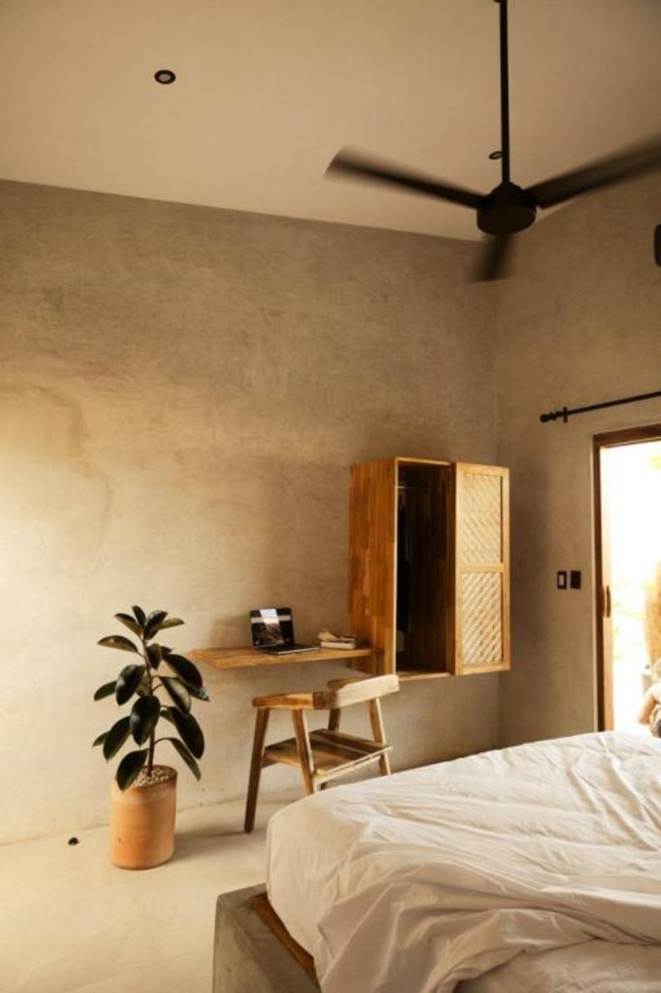 Tukasa - Surfhouse Popoyo