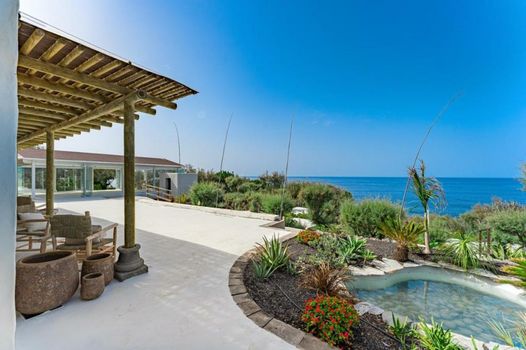 Boutique Eco Hotel Costa Mágica