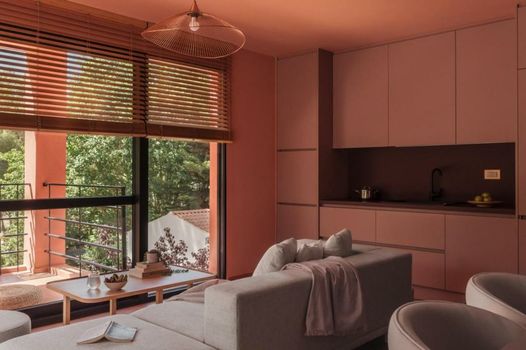 AKTI SEASIDE SUiTES
