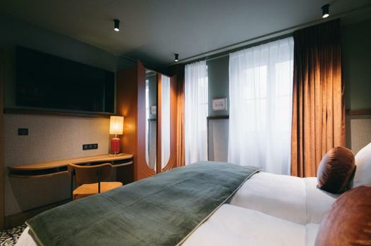 1,75 Paris La Sève