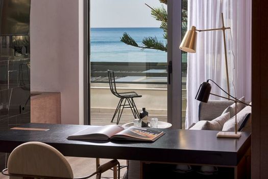 Dyo Suites