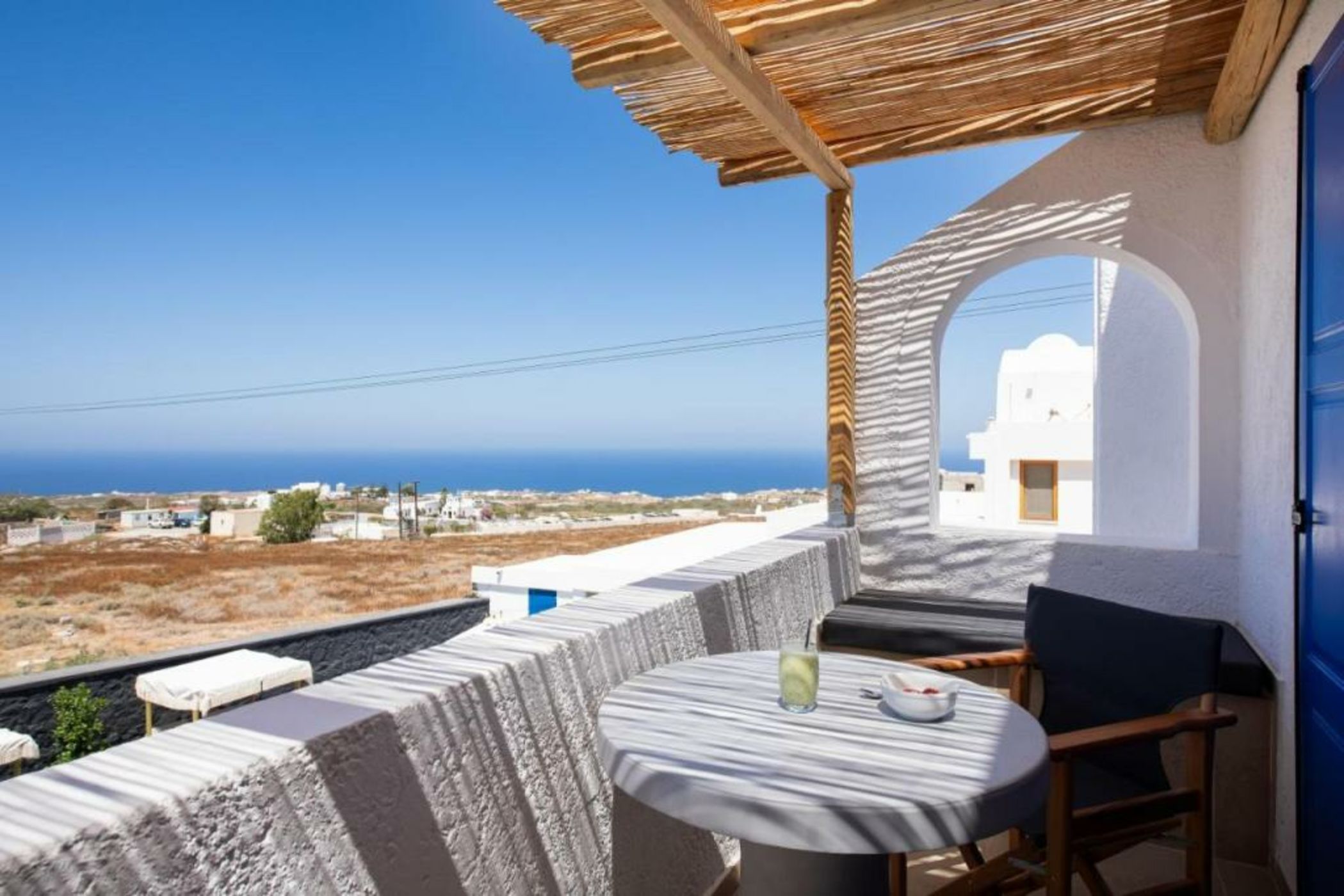 Bios Santorini Vegan - Vegetarian Boutique Hotel