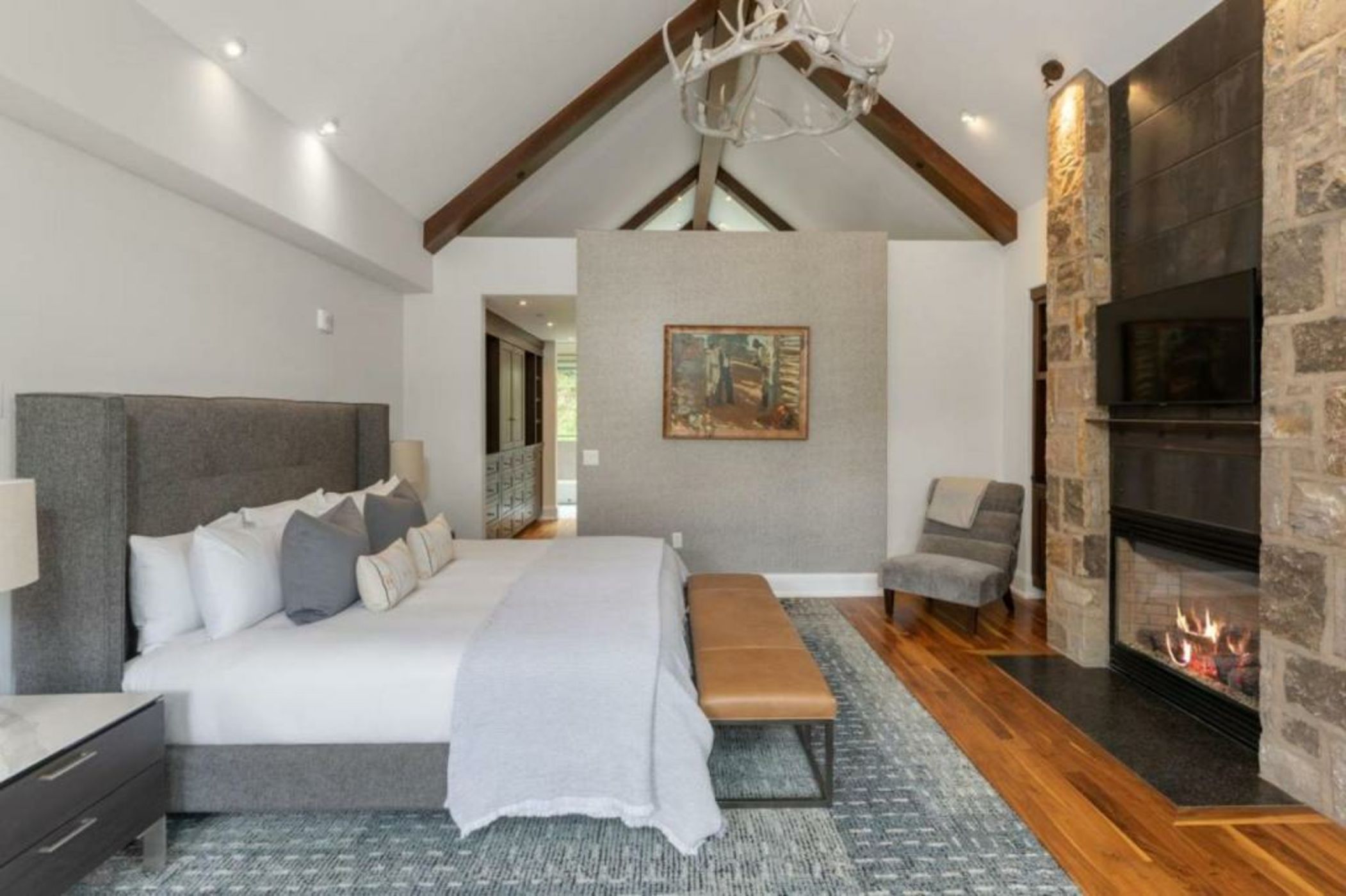 The Auberge Residences at Element 52