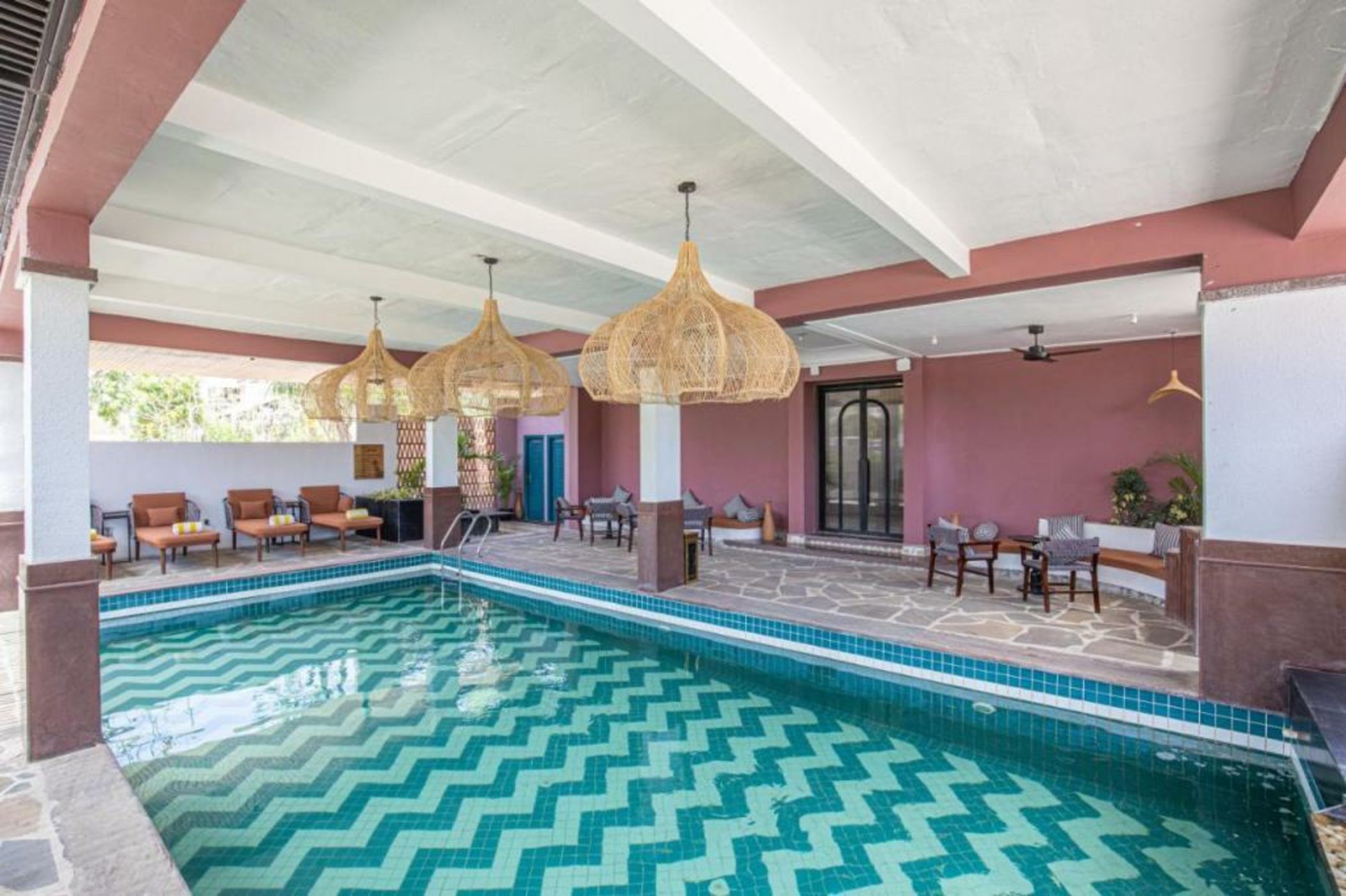 The Sierra - By The Lake