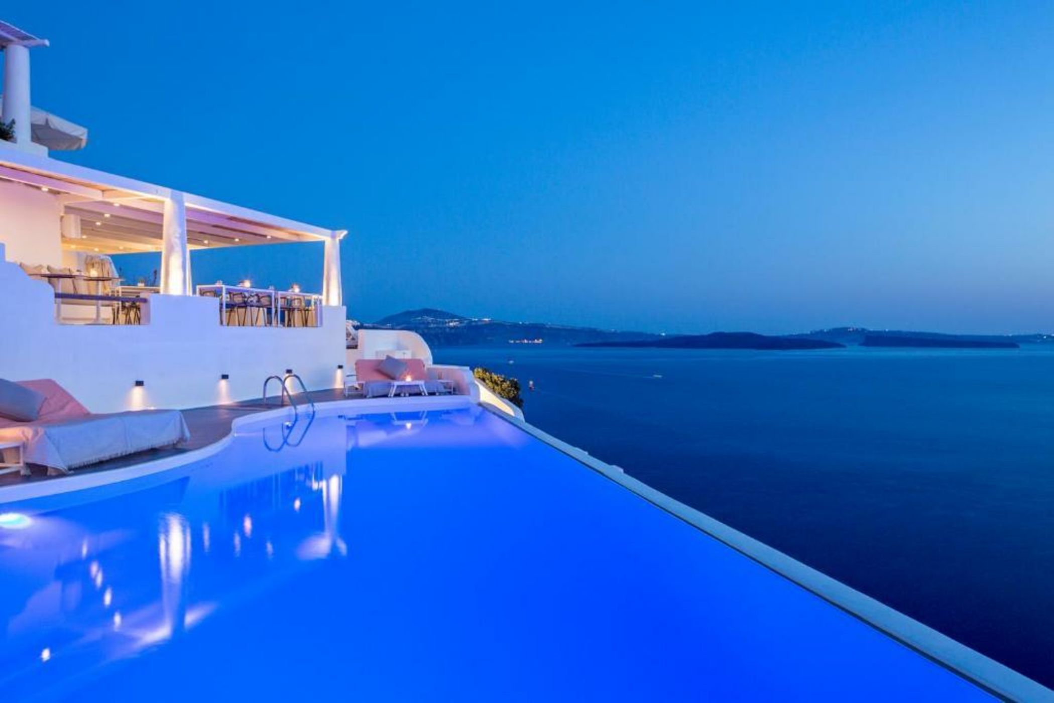 Katikies Santorini - The Leading Hotels Of The World