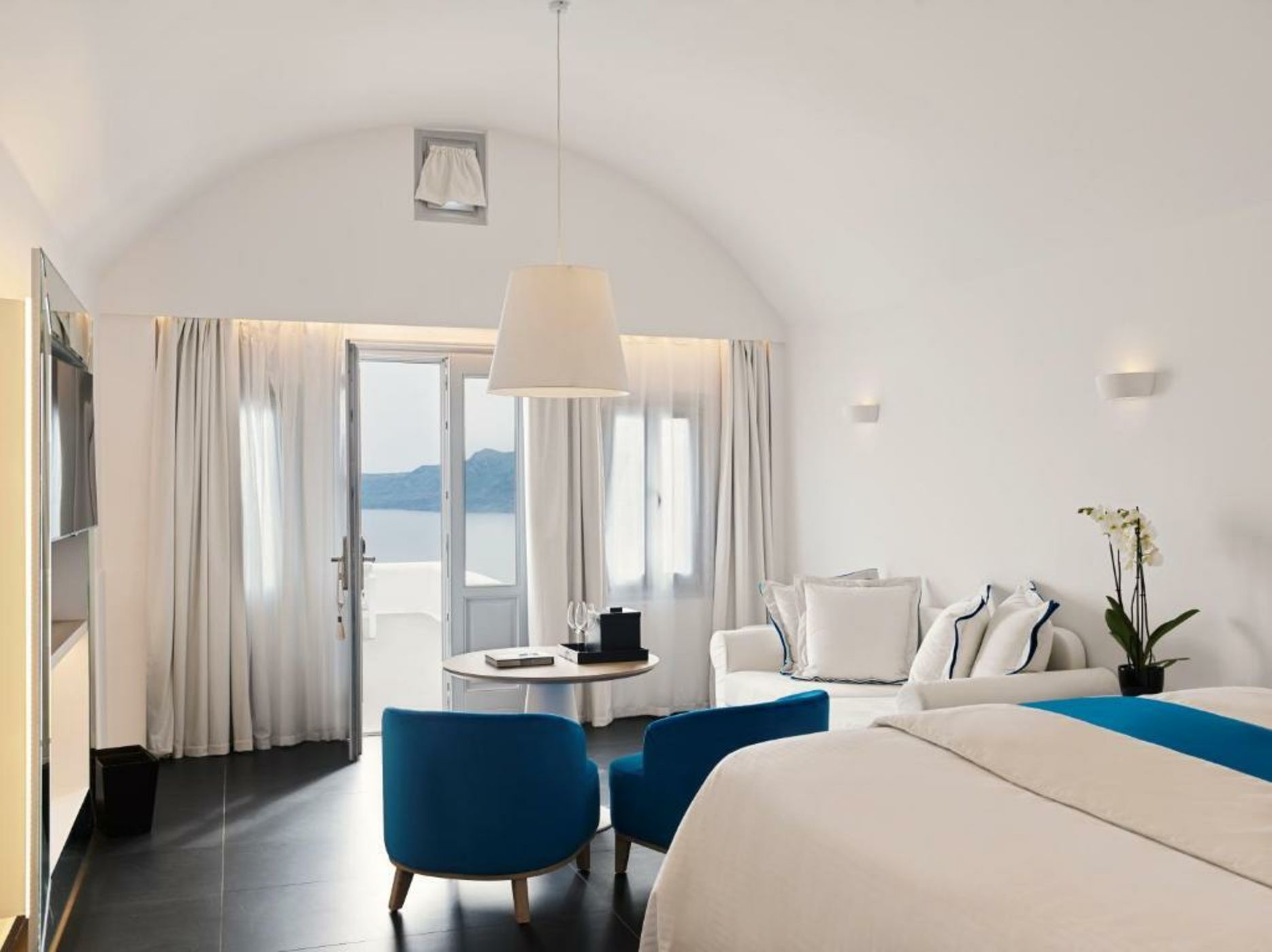 Katikies Santorini - The Leading Hotels Of The World