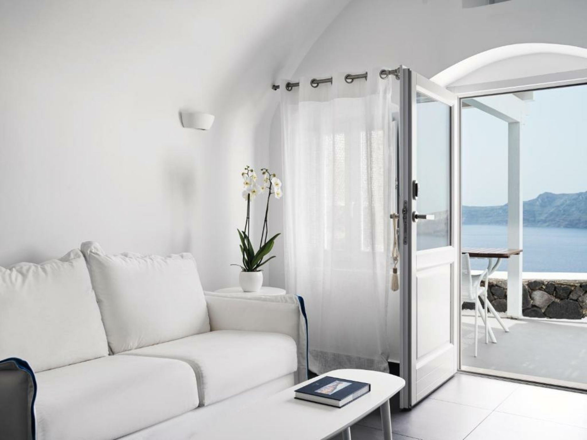 Katikies Santorini - The Leading Hotels Of The World