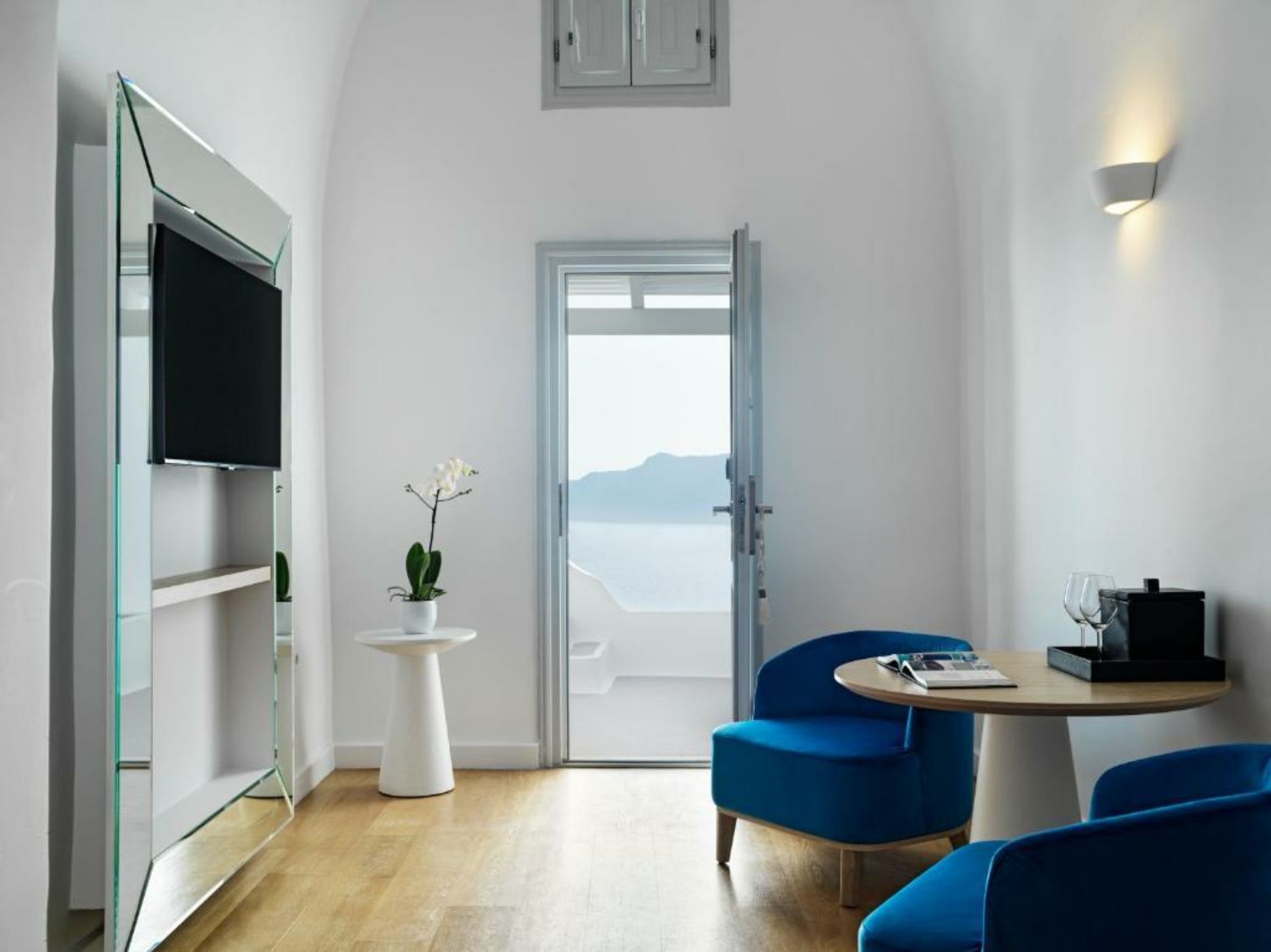 Katikies Santorini - The Leading Hotels Of The World