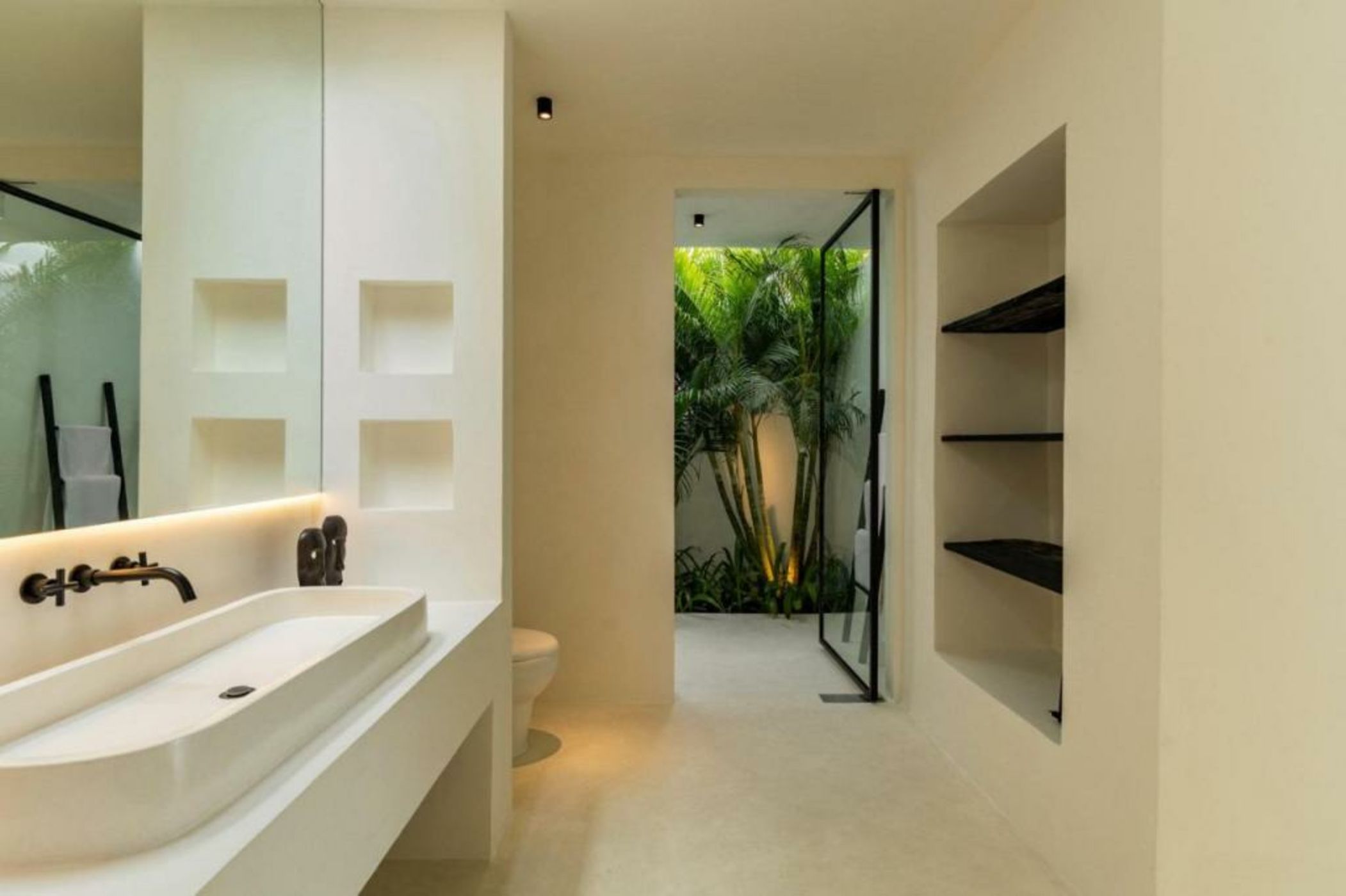 Calamus - Tropical minimalistic villa in Bali