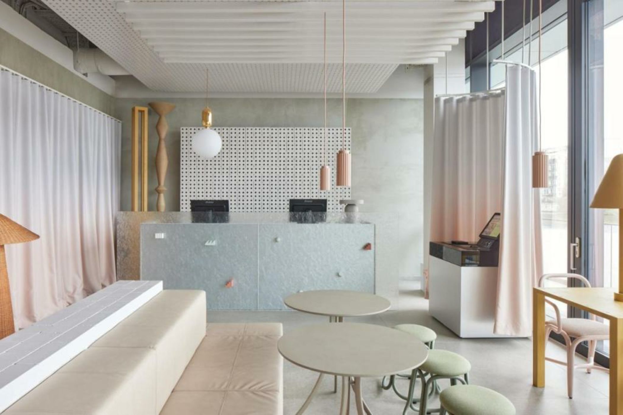 Locke at East Side Gallery