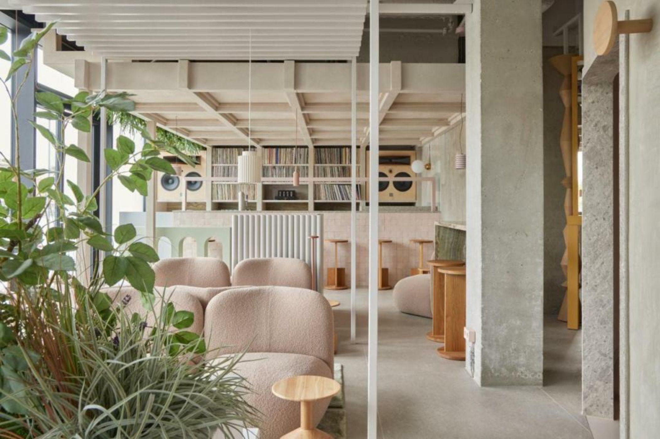 Locke at East Side Gallery