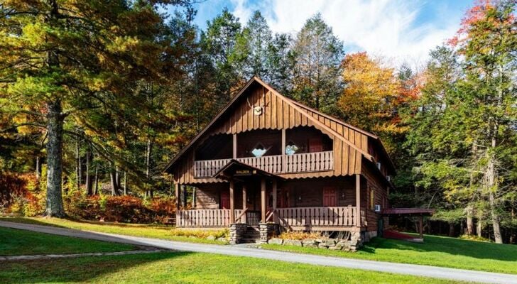 Urban Cowboy Lodge