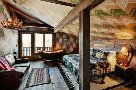 Urban Cowboy Lodge