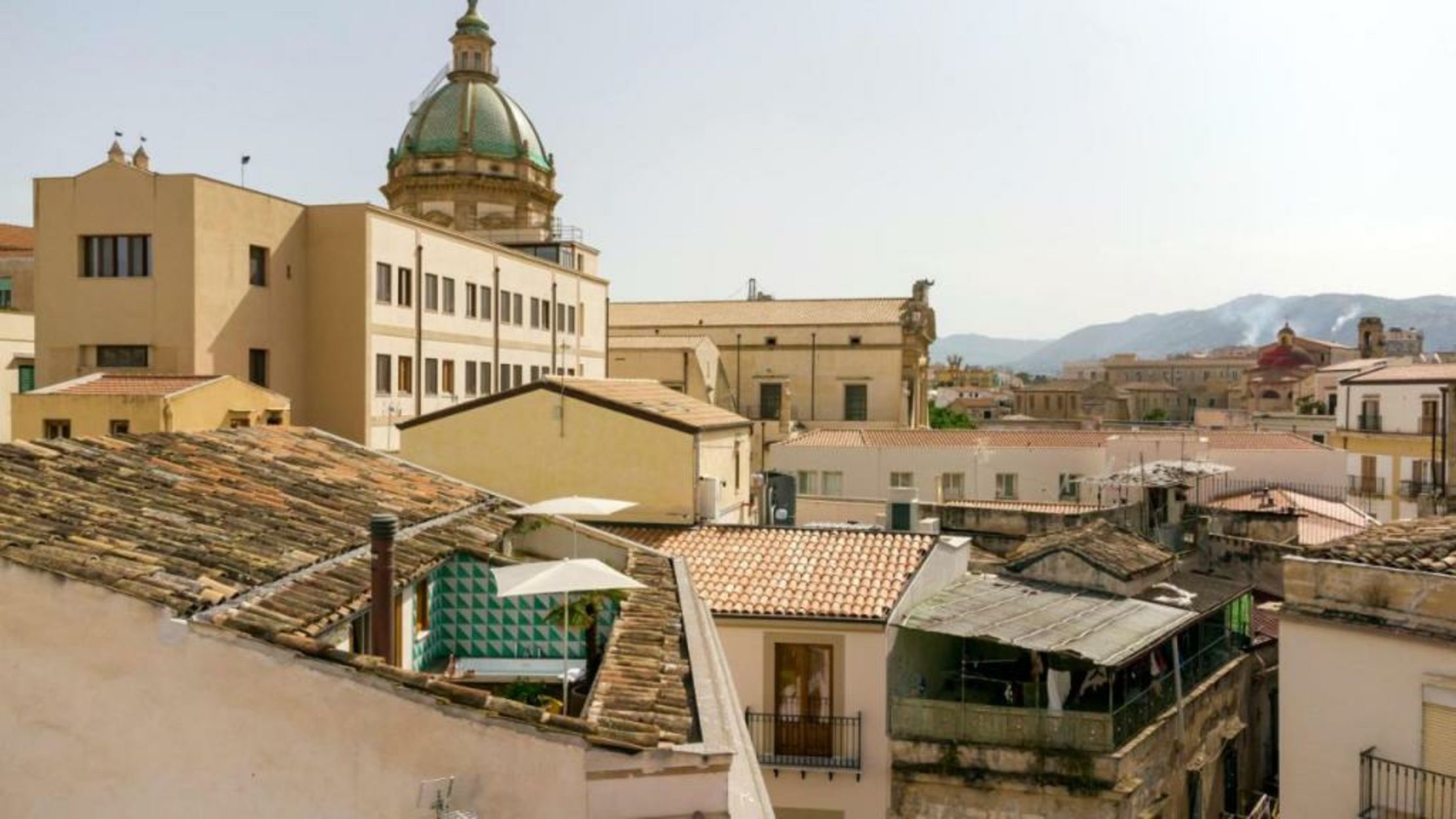 Sui Tetti di Balarm Boutique Rooms