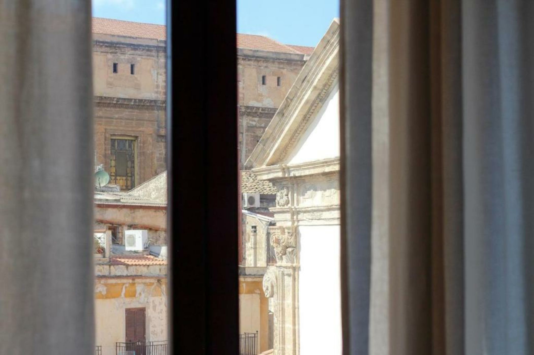 Pànto - Rooftop boutique rooms