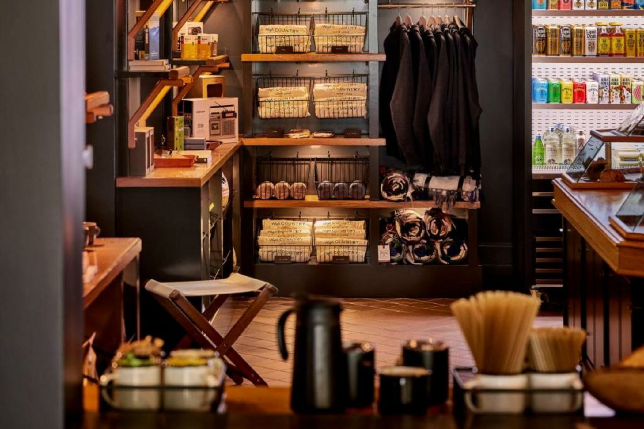 High Country Motor Lodge - Near NAU and Downtown