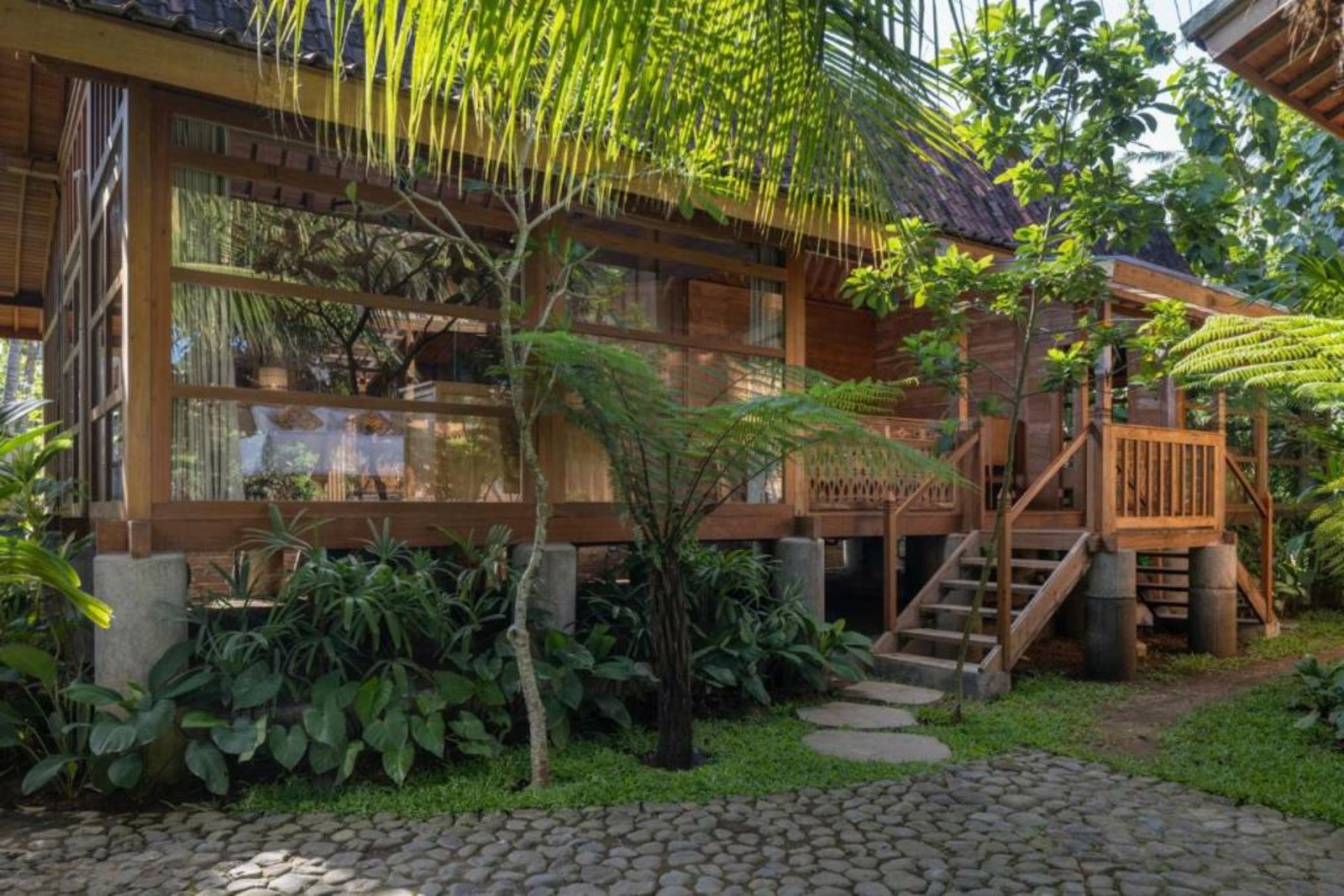 RUMAH KAYU RESORT