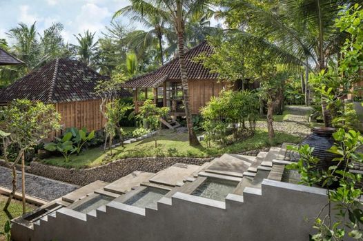 RUMAH KAYU RESORT